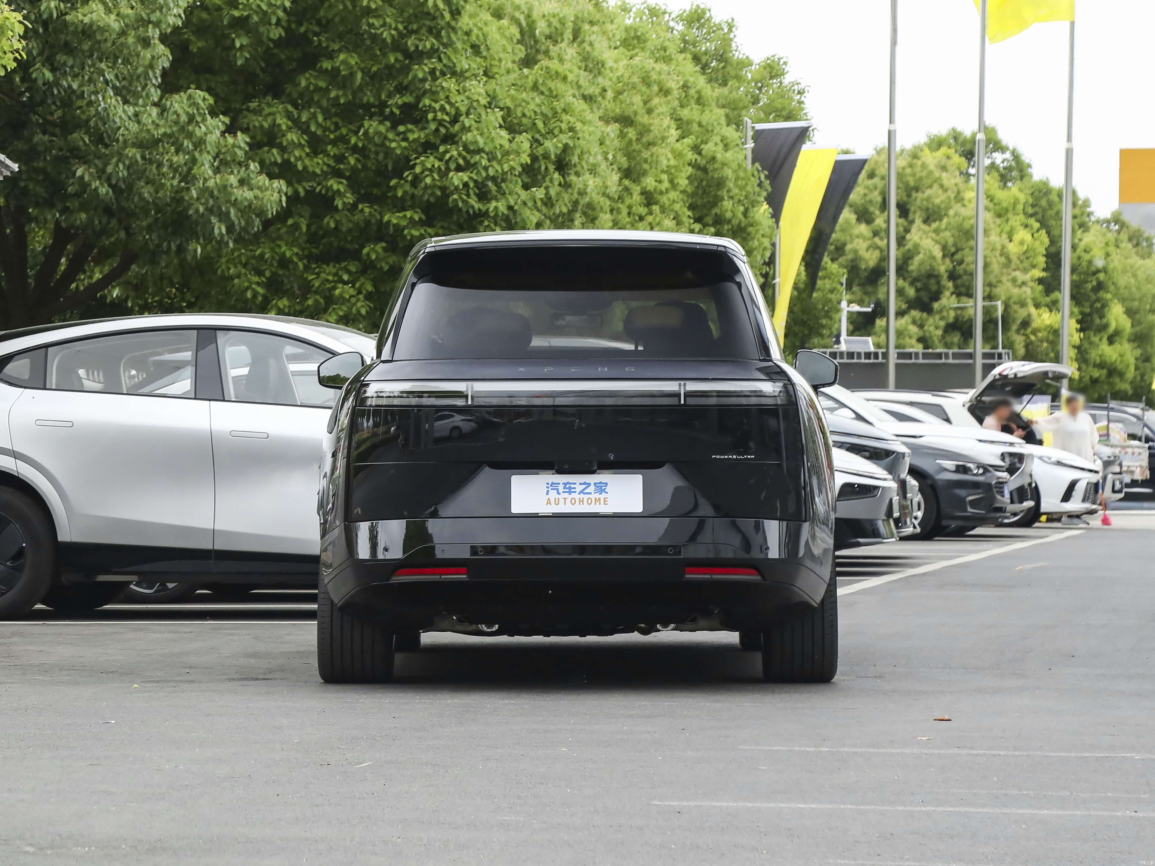 XPeng GX, миниатюра 6