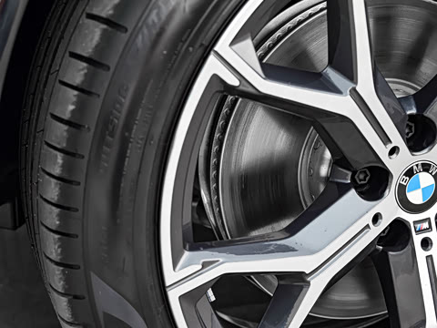 2026�� xDrive40i ������ M�˶���װ
