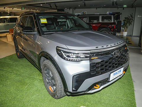 2025�� 2.3T EcoBoost ���ش�Խ�� 5��