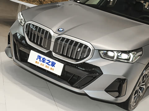 2026�� eDrive 40L M�˶���װ