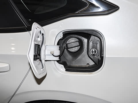 2025�� 240TURBO �ֶ����ٰ�