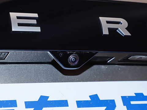 2026�� 3.0 L6 400PS AB�����