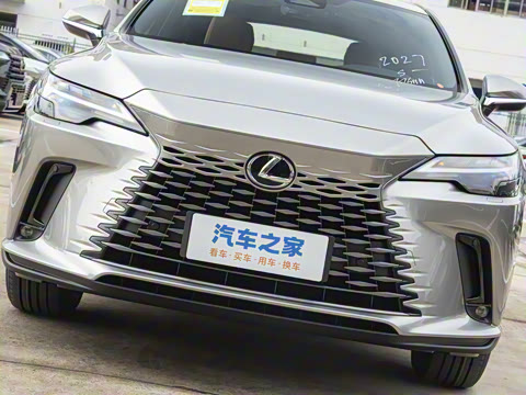 2026�� 300 ����������