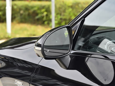 2026�� �Ŀ� AMG GLC 43 4MATIC