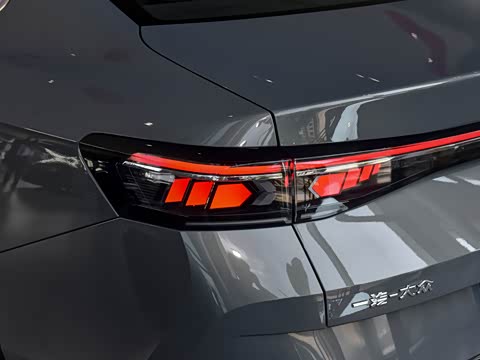 2026�� 380TSI DSG���������