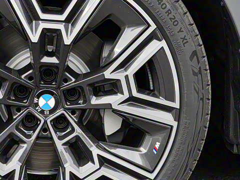 2026�� 530Li ������ M�˶���װ