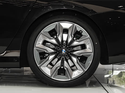 2026�� 740Li ������ ������װ