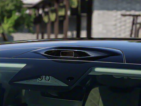 2025�� 240����Ultra