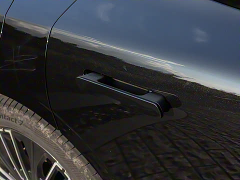 2025�� 240����Ultra