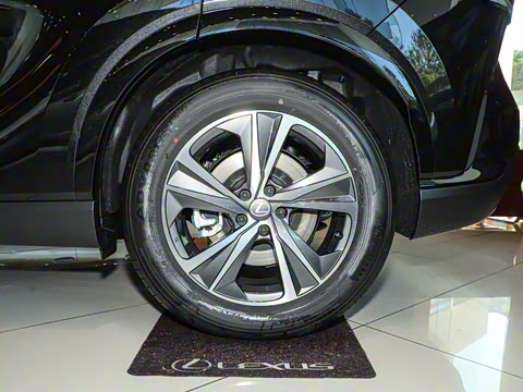 2026�� 350h ����������