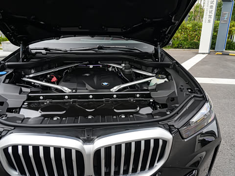 2025 xDrive 30Li M˶ҹװ