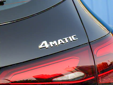 2026�� GLC 300 L 4MATIC ������ 5��