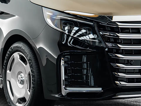 2026�� 2.0T �j�ۺ�Ӱ M700