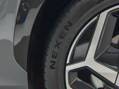 2025�� ����TECH�� 64.2kWh