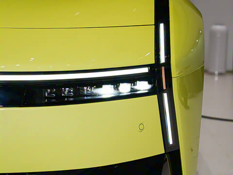 2025�� 702 ������ Ultra