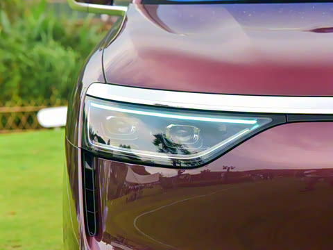 2025�� ���� Ultra ����������