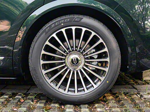 2025�� ���� Ultra ����������