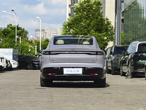 2027�� 590������