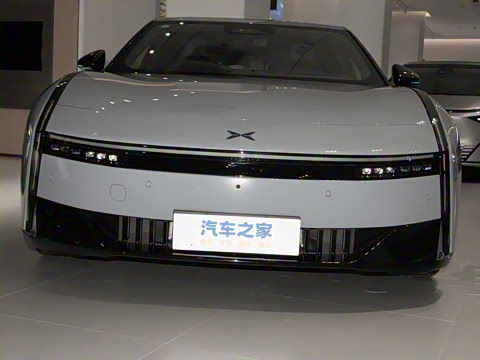 2025�� 702 ������ Ultra