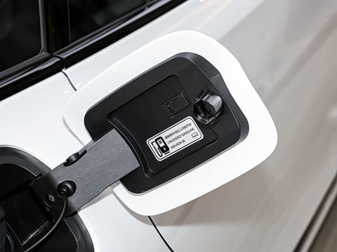 2026�� 2.0T ���а�