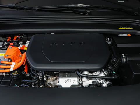 2025�� ���� Ultra�� 52kWh 6���棨896�߼����״