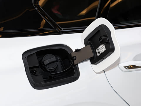2026�� 2.0T ���а�