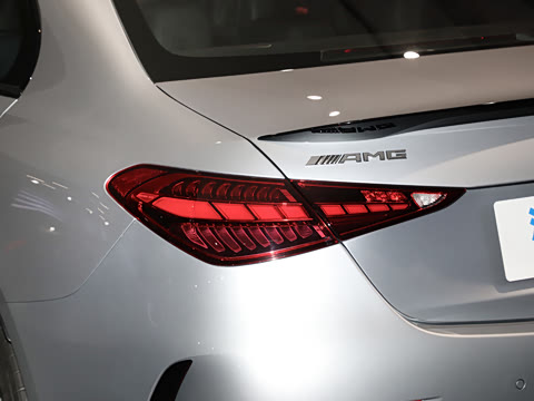 2026�� AMG C 43 4MATIC