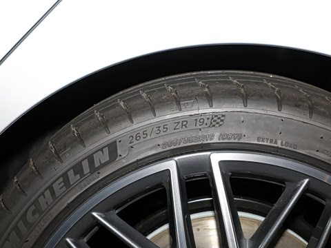 2026�� AMG C 43 4MATIC