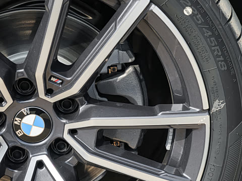 2026�� 325i M�˶���װ