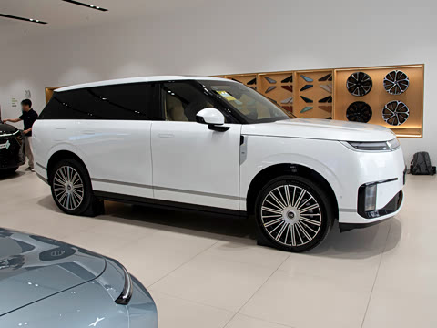 2026�� ���� 750 �����콢��