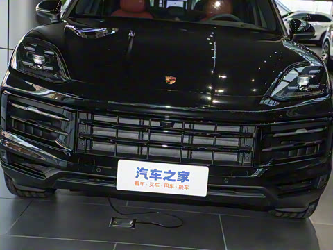 2026�� Cayenne Coup�� 3.0T