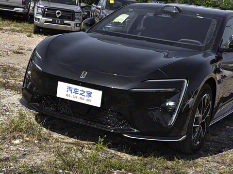 2025�� Ultra���̰�