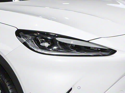 2025�� 735MAX 175kW