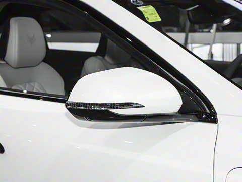 2025�� 735MAX 175kW