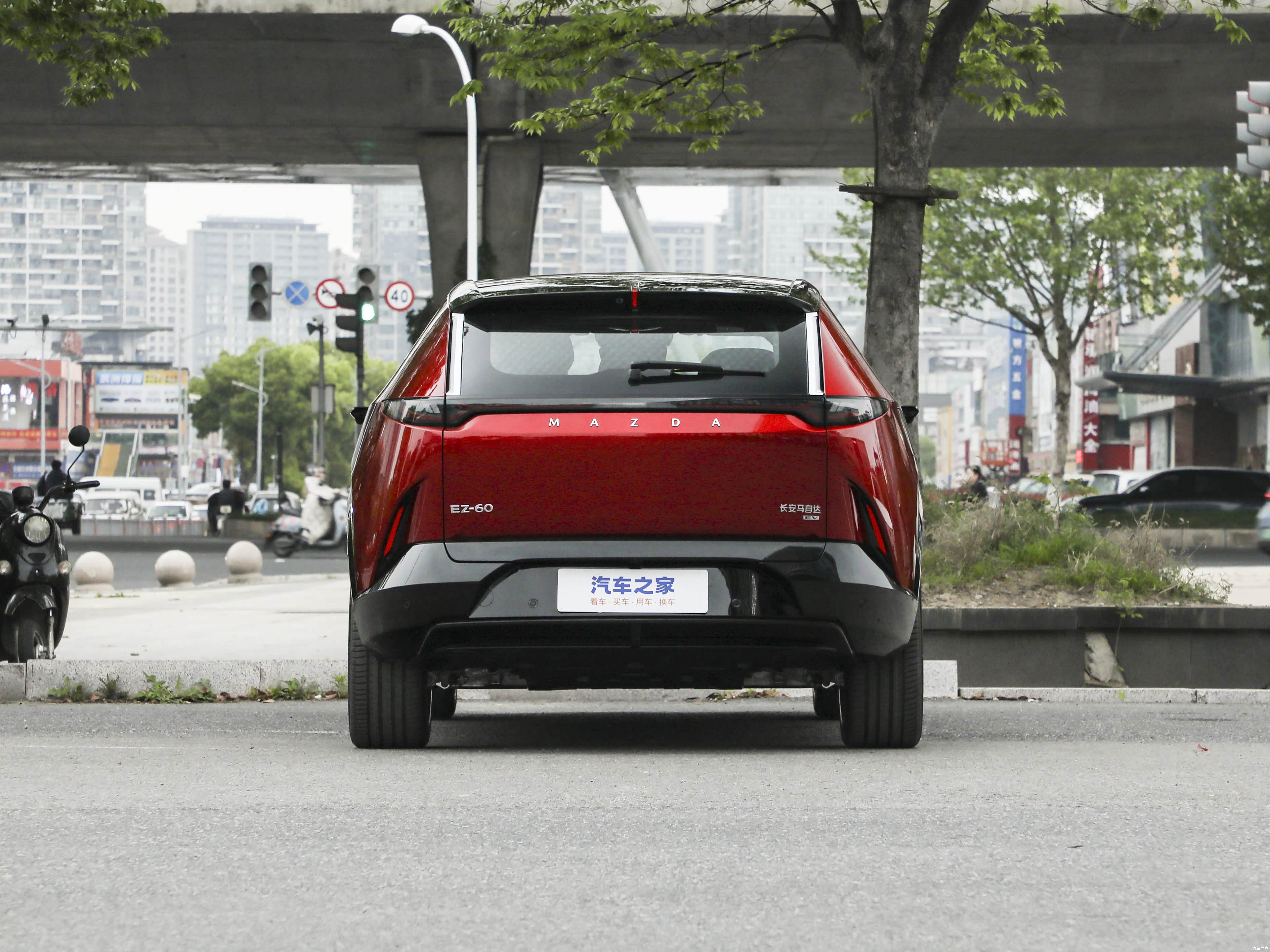Mazda EZ-60, миниатюра 6