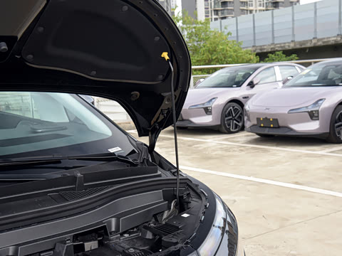 2026�� ���� 650 UltraSE