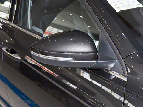 2025�� �Ŀ� 300TSI DSG���а�