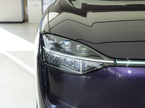 2025�� ���� Ultra�� 52kWh 6����