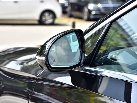 2026�� �Ŀ�� E 300 L ʱ����