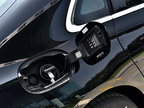 2026�� �Ŀ�� E 300 L ʱ����