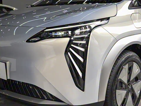 2025�� Plus 430 ������