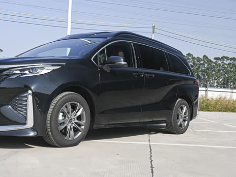 2025�� 2.5L ������