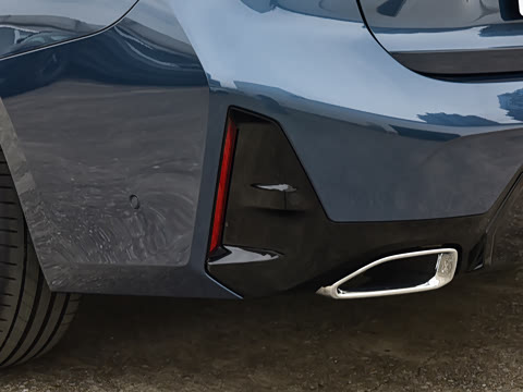 2026�� 325Li M�˶���װ