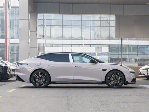 2025�� 240����Ultra H5