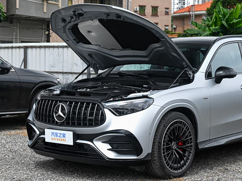 2026�� �Ŀ� AMG GLC 43 4MATIC