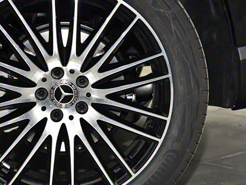 2026�� GLC 300 L 4MATIC ������