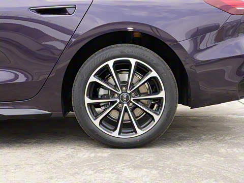 2026�� 2.0T �˶���