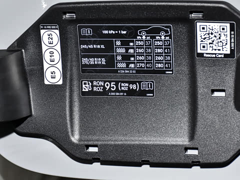 2025�� CLE 300 4MATIC ������ܳ�