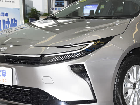 2026�� 1.8L ˫�� �ȷ��