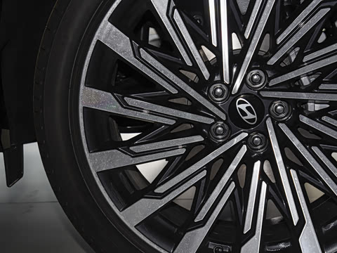2026�� 2.0T ���ͼ�Pro Max